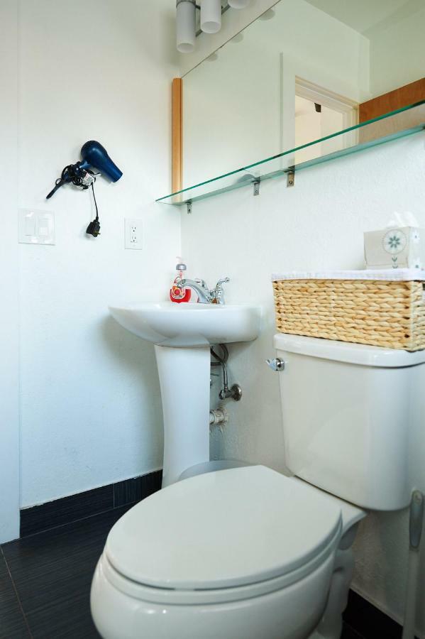 Lambert Family Beach Apartments - Unit 1 Fort Lauderdale Bagian luar foto