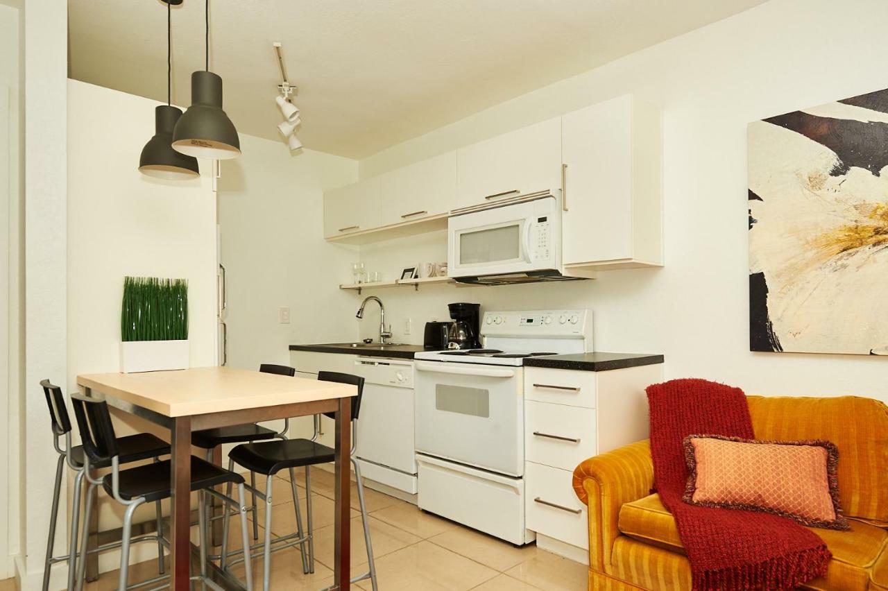 Lambert Family Beach Apartments - Unit 1 Fort Lauderdale Bagian luar foto