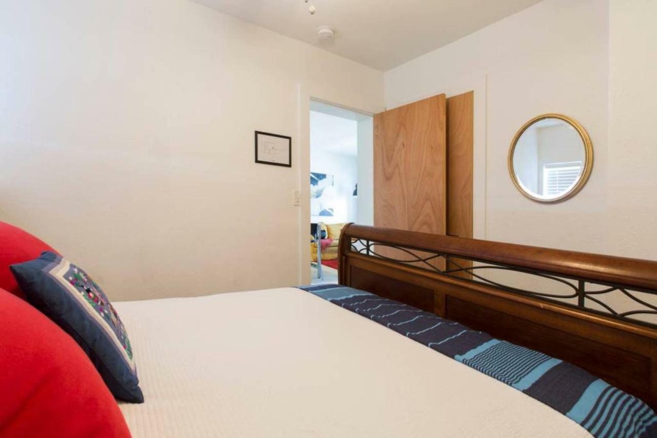 Lambert Family Beach Apartments - Unit 1 Fort Lauderdale Bagian luar foto