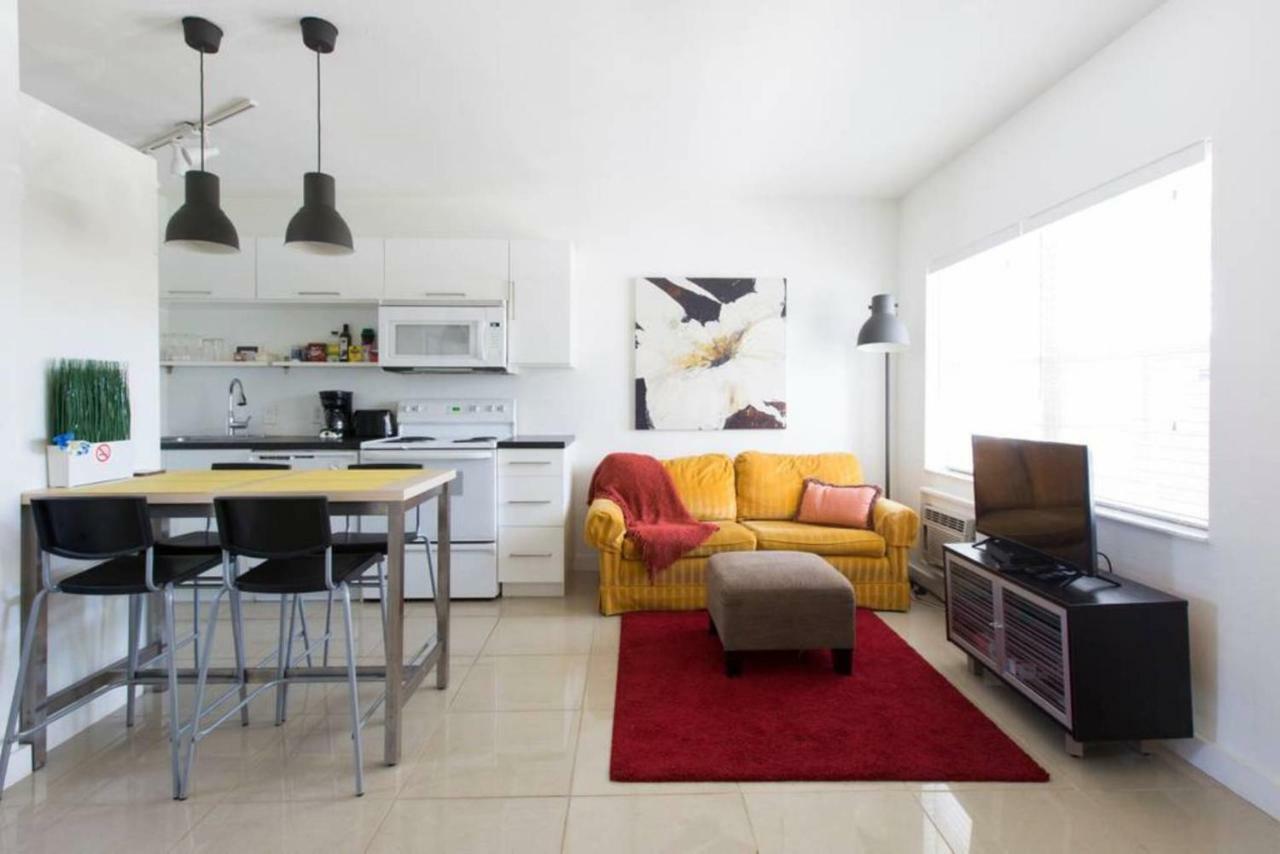 Lambert Family Beach Apartments - Unit 1 Fort Lauderdale Bagian luar foto